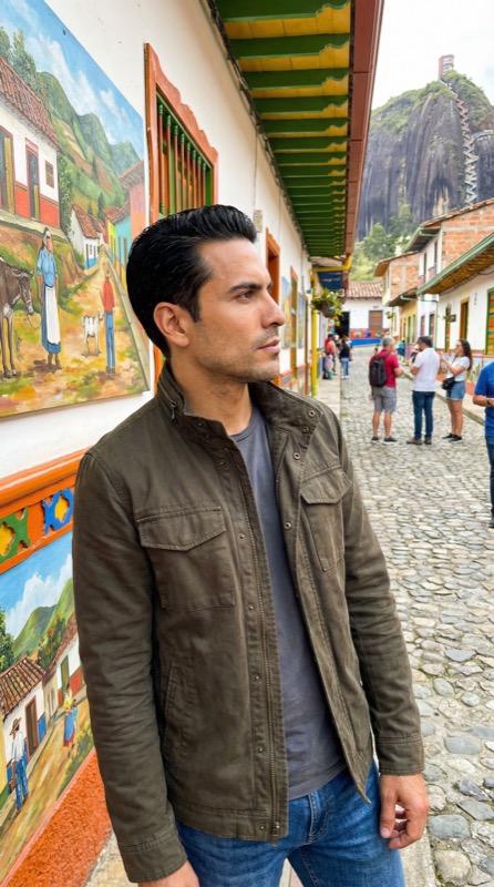 Alejo Vega hinter den Kulissen