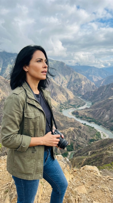 Mariana Ríos hinter den Kulissen